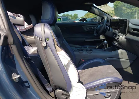 2025 Ford Mustang Dark Horse z USA, uszkodzony, nr VIN 1FA6P8R06S5502580